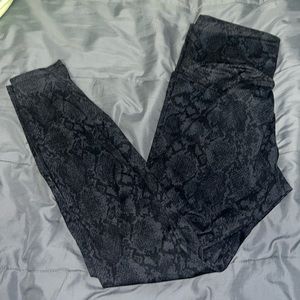 Snake print leggings, brand is all in motion, size medium